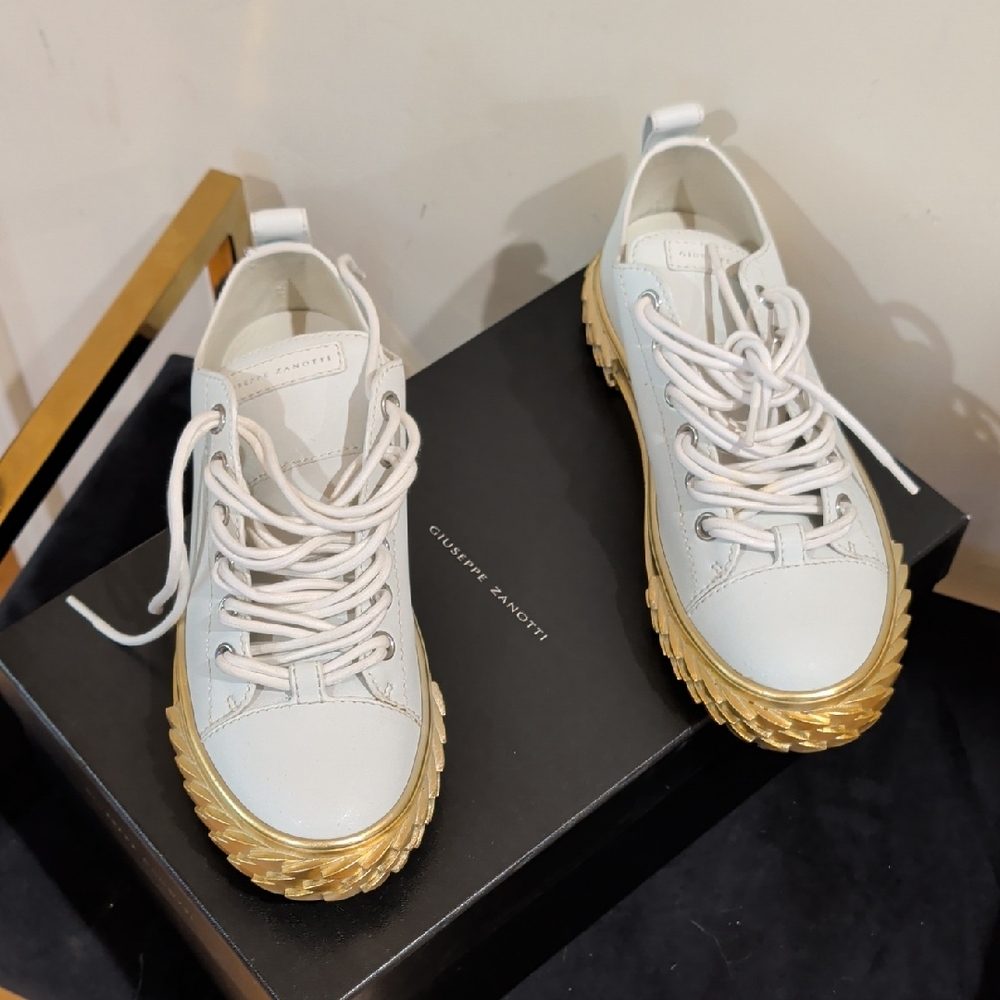 Giuseppe Zanotti White Sneakers with Gold Soles Size 9